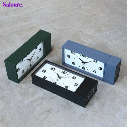 Saloure™ - Double-faced Clock